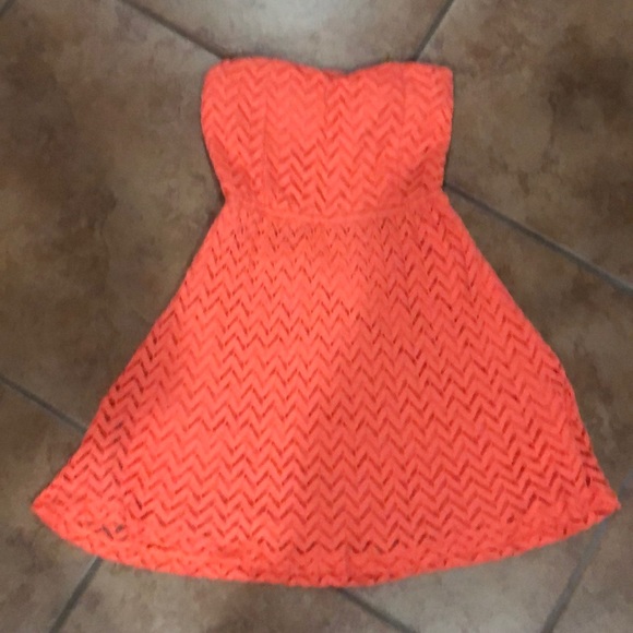 L'ATISTE Dresses & Skirts - Latinate strapless dress